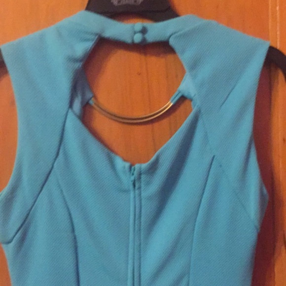 Dress - Picture 2 of 3